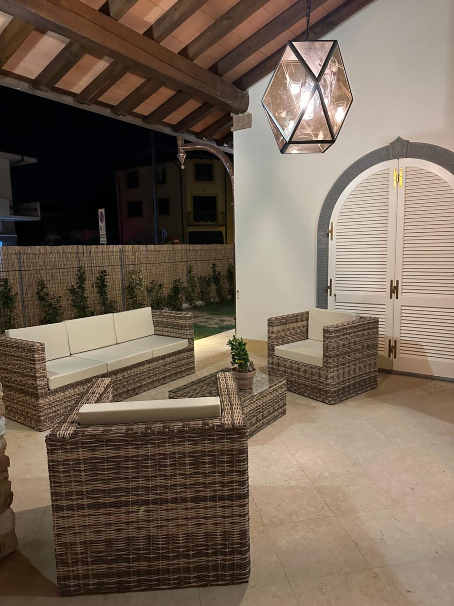 Luxury-Villa Luca มารินา ดิ เปียตราซันตา ภายนอก รูปภาพ